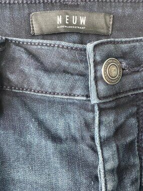Neuw Iggy Skinny Size 32W, 32L